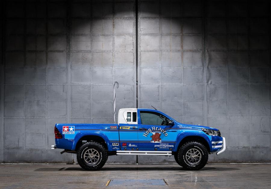  Toyota Hilux Xtra Cab Bruiser by Arctic Trucks 2017 года  (фото 3 из 21)